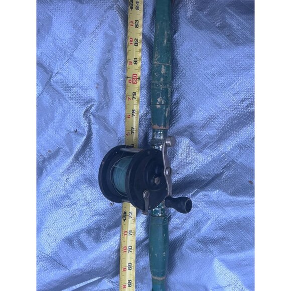Vintage Fishing Equipment Fishing Rod & Reel Green Handle - Picture 2 of 9